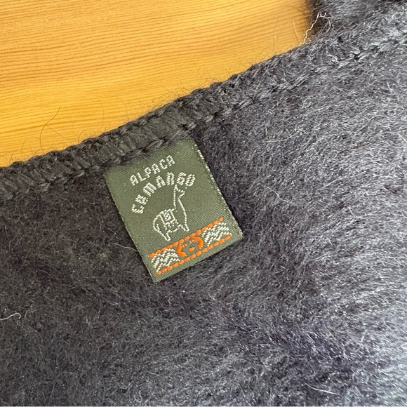 Alpaca Camargo Navy Blue Fringe Scarf - Picture 4 of 7